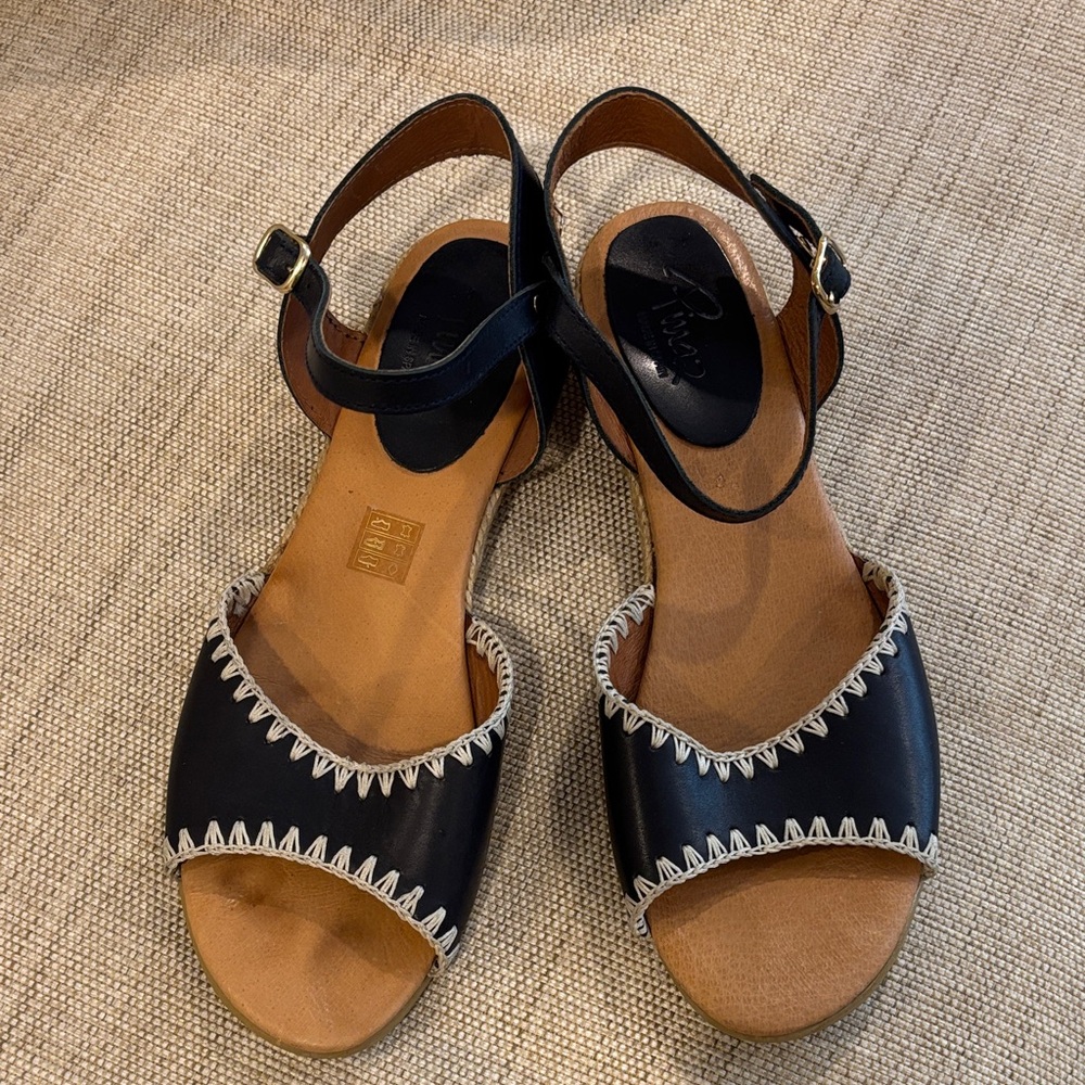Navy Leather Pinaz Sandals with Stitching Trim